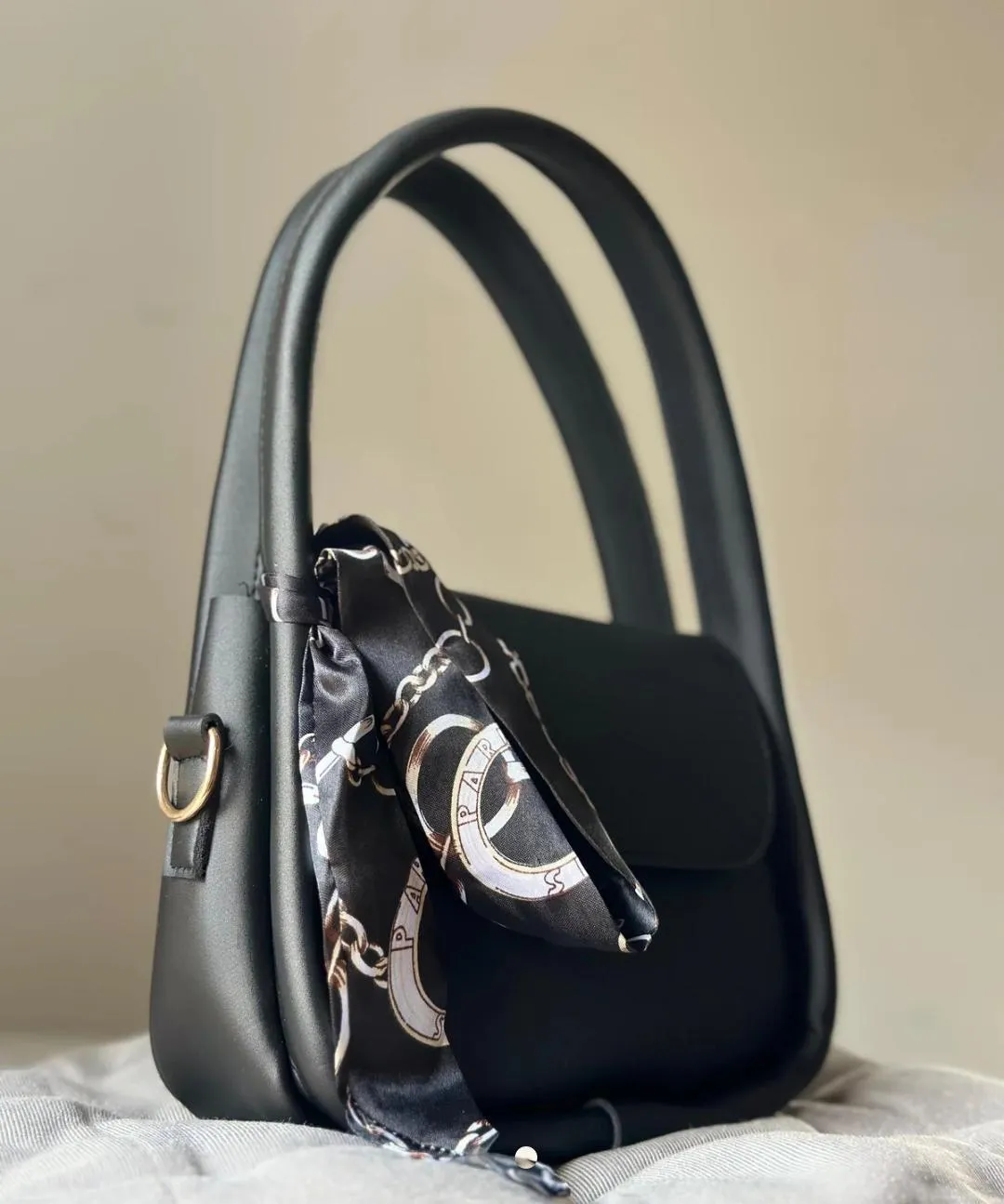 black women's handbags Girl's PU Leather Plain Hand Bag — women handbags & dresses — The Queens — gallery image 2
